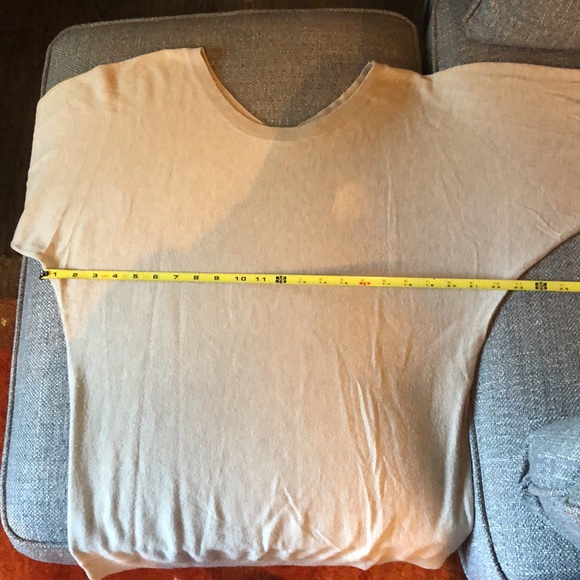 Cozy Vince camel color sweater size M - Picture 3 of 7